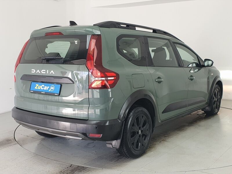 More views of Dacia Jogger