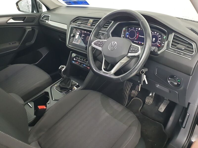 More views of Volkswagen Tiguan
