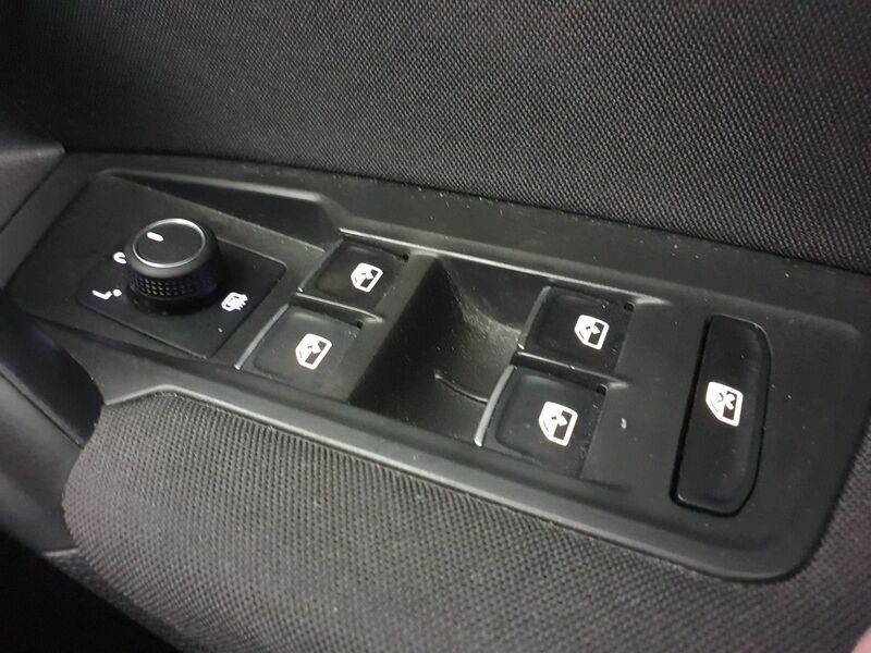 More views of Volkswagen Tiguan