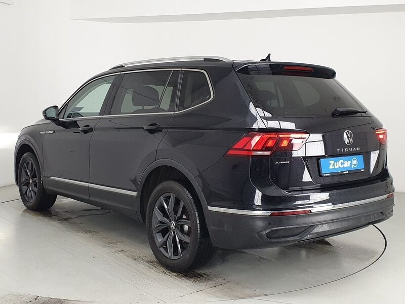 More views of Volkswagen Tiguan