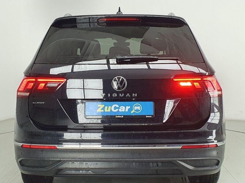 More views of Volkswagen Tiguan