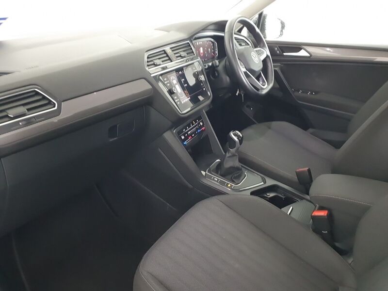 More views of Volkswagen Tiguan