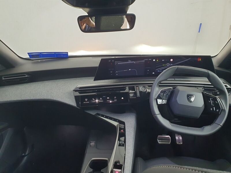 More views of Peugeot 3008