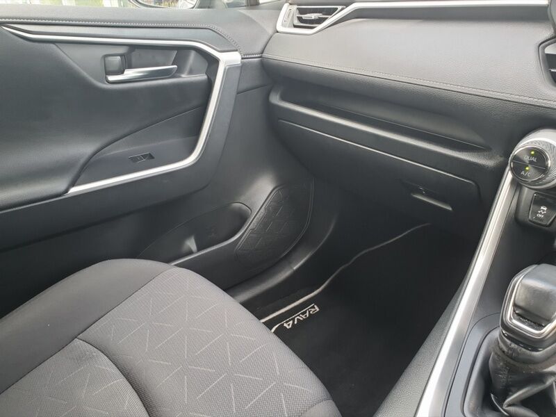 More views of Toyota RAV4
