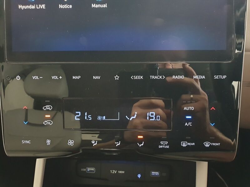 More views of Hyundai Tucson