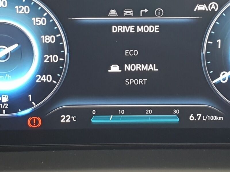 More views of Hyundai Tucson