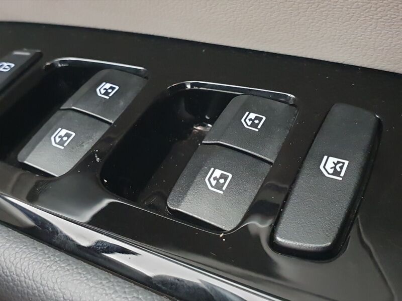 More views of Hyundai Tucson