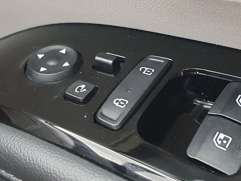 More views of Hyundai Tucson