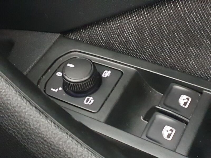 More views of Skoda Kamiq