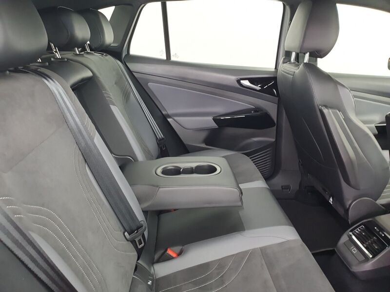 More views of Volkswagen ID.4