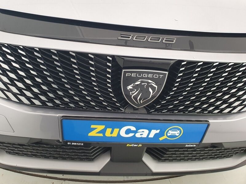More views of Peugeot 3008