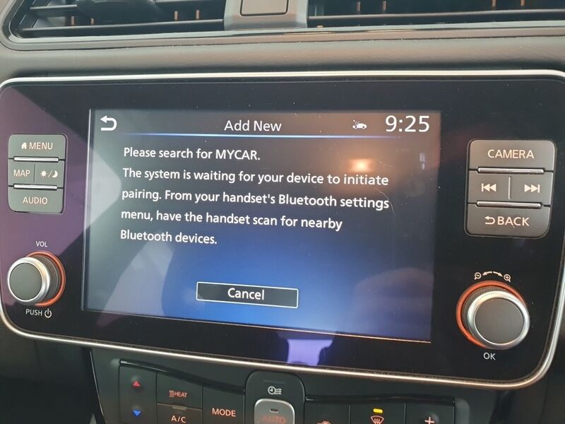 More views of Nissan Leaf
