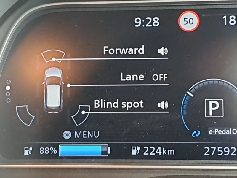 More views of Nissan Leaf