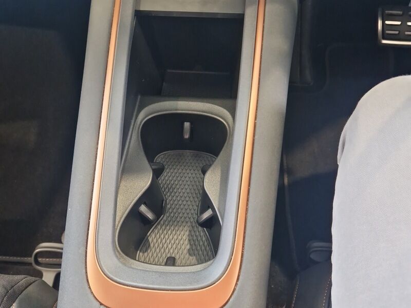 More views of Cupra Born