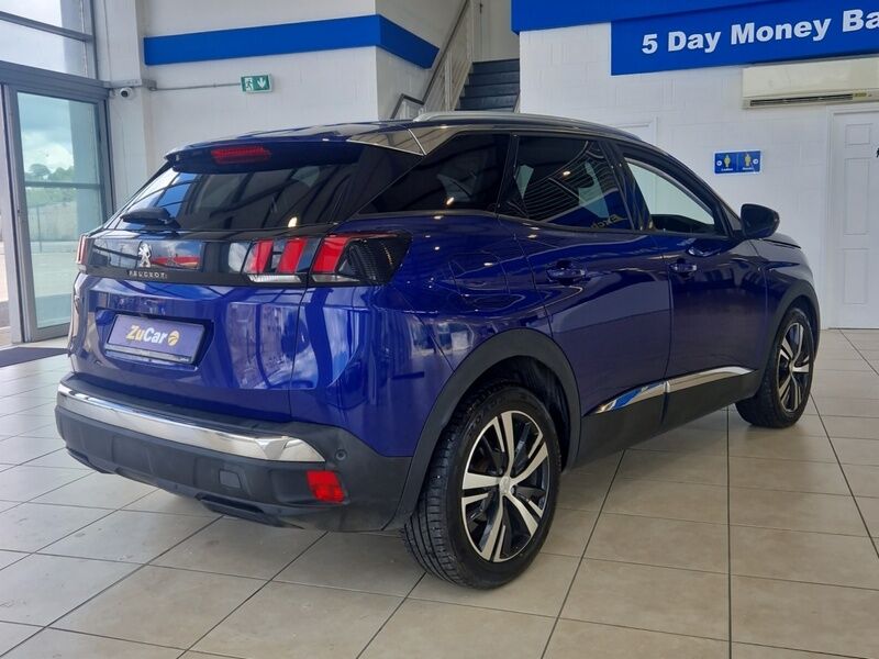 More views of Peugeot 3008
