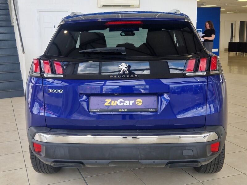 More views of Peugeot 3008