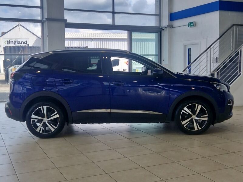 More views of Peugeot 3008