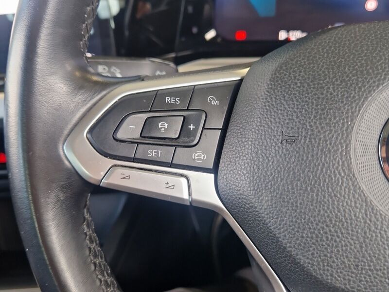 More views of Volkswagen Golf