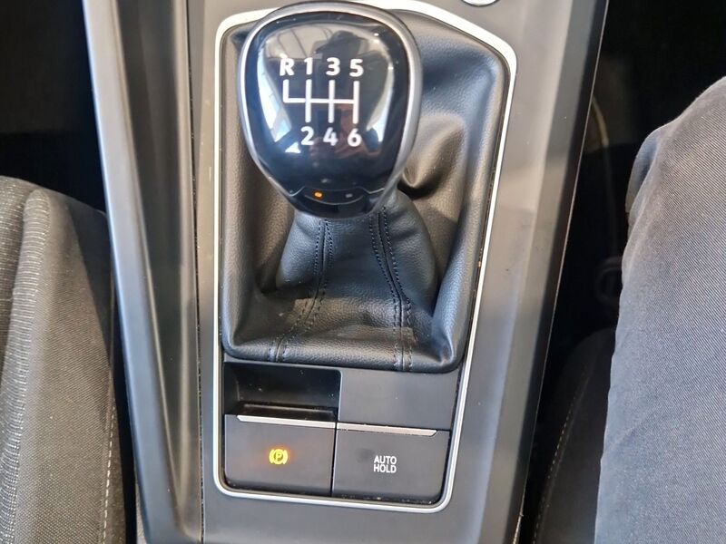More views of Volkswagen Golf