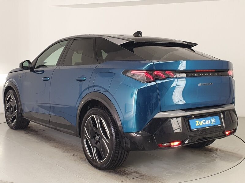 More views of Peugeot 3008