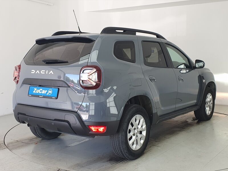 More views of Dacia Duster