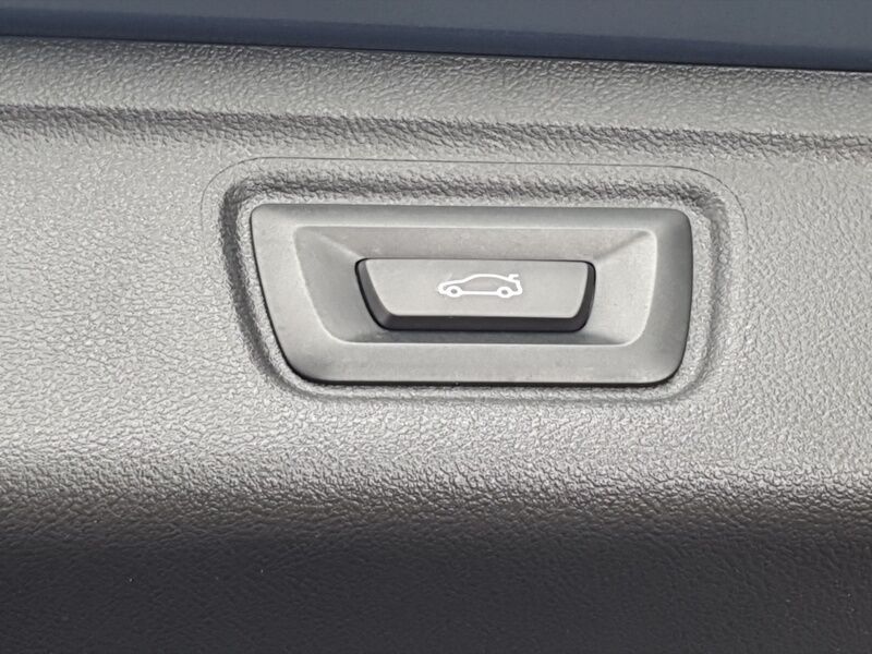 More views of BMW 3-Series