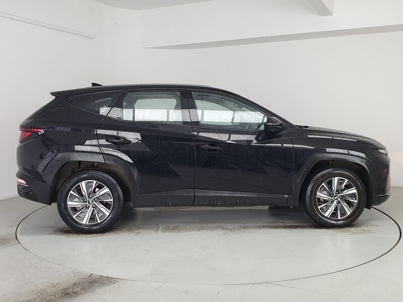 More views of Hyundai Tucson