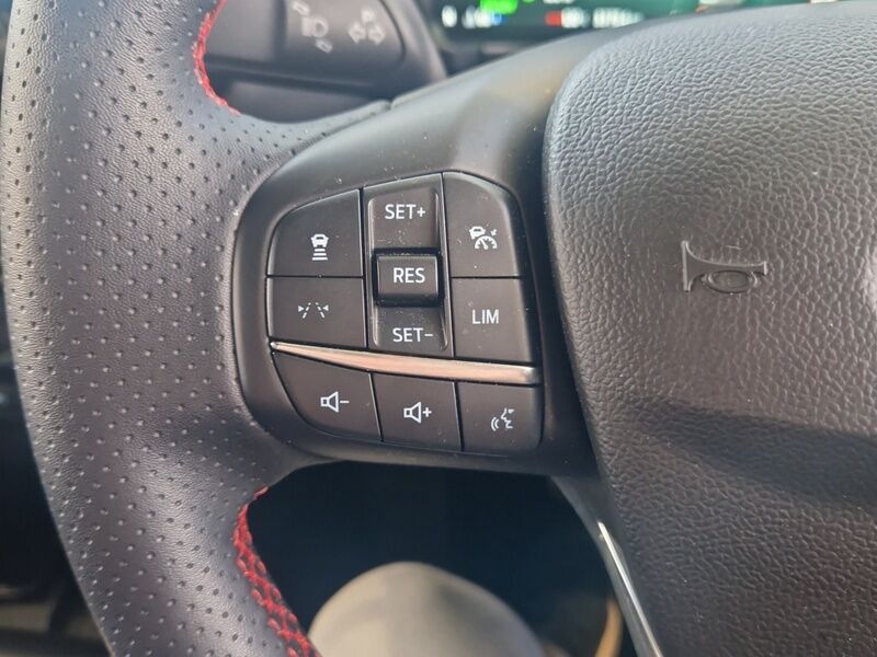More views of Ford Kuga