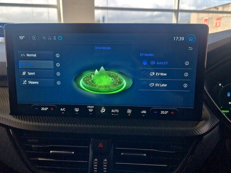 More views of Ford Kuga