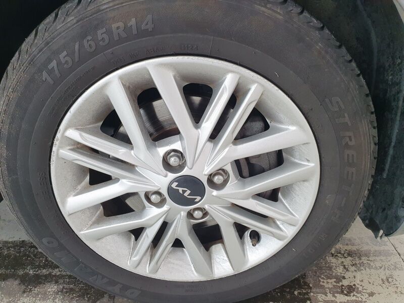 More views of Kia Picanto