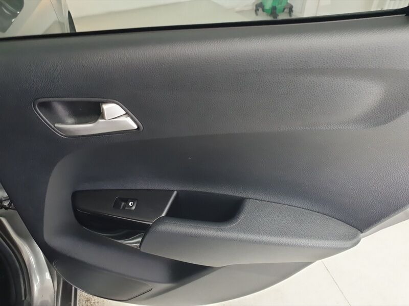 More views of Kia Picanto