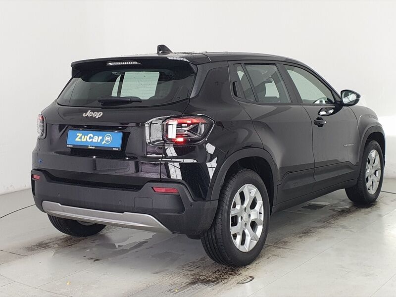 More views of Jeep Avenger