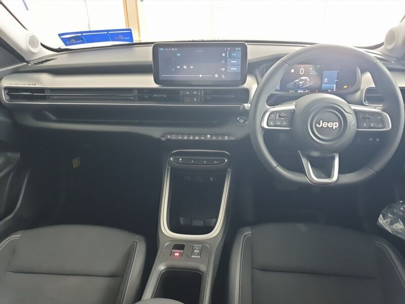 More views of Jeep Avenger