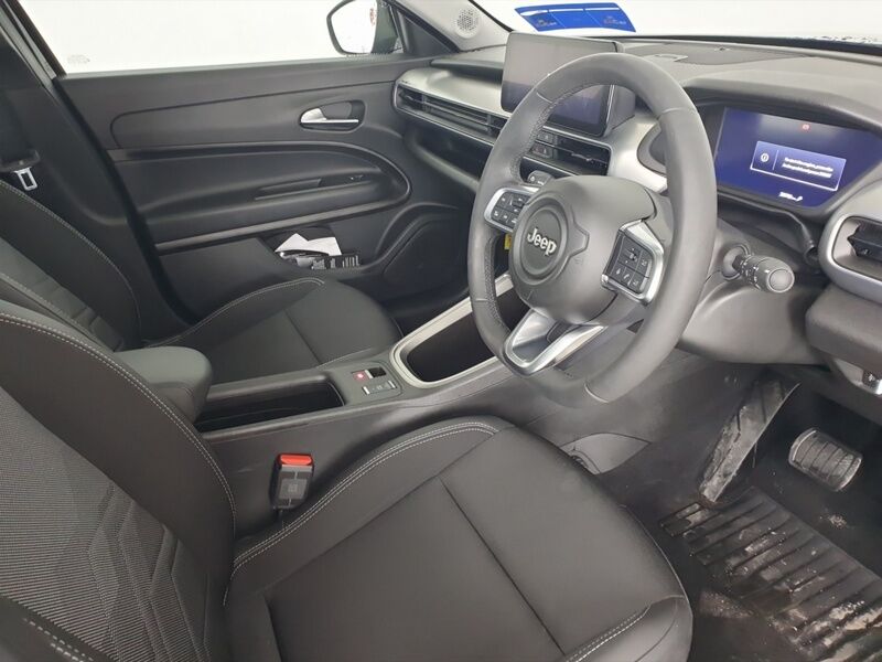 More views of Jeep Avenger