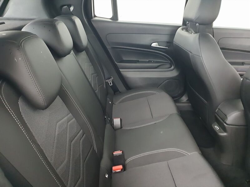 More views of Jeep Avenger