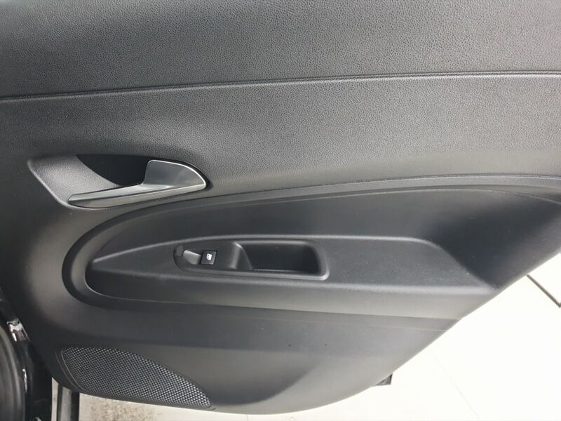 More views of Jeep Avenger