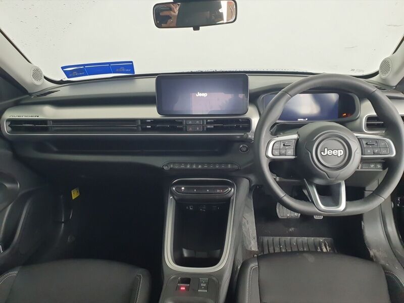 More views of Jeep Avenger