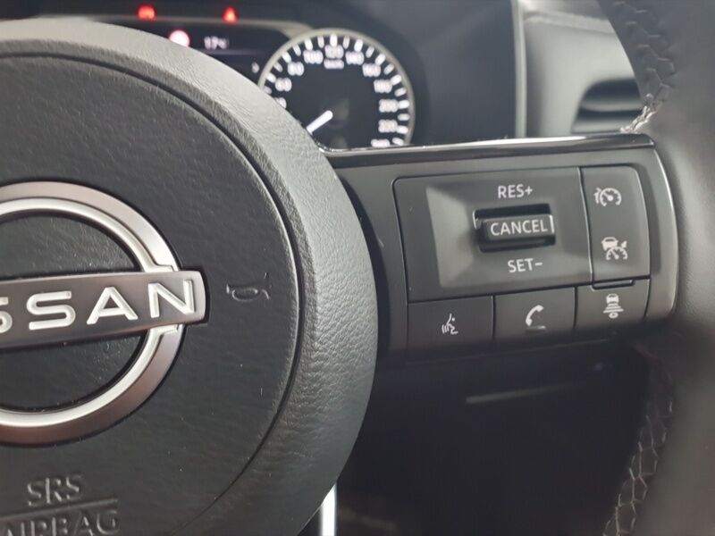 More views of Nissan Qashqai