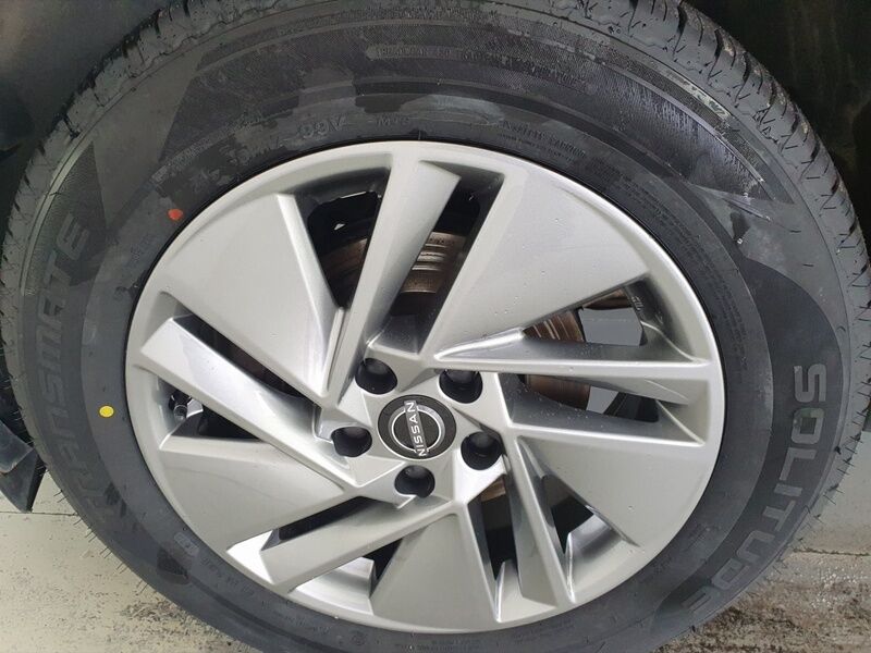 More views of Nissan Qashqai