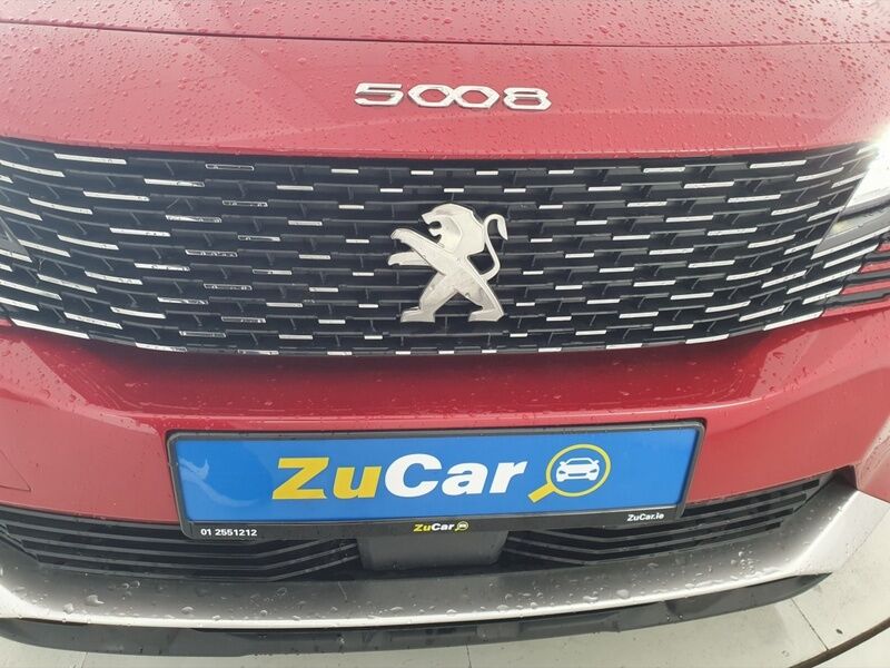 More views of Peugeot 5008