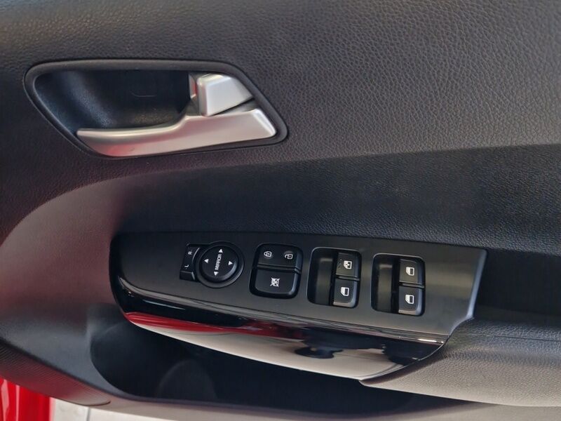 More views of Kia Picanto