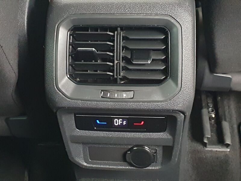 More views of Volkswagen Tiguan