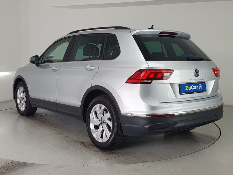 More views of Volkswagen Tiguan