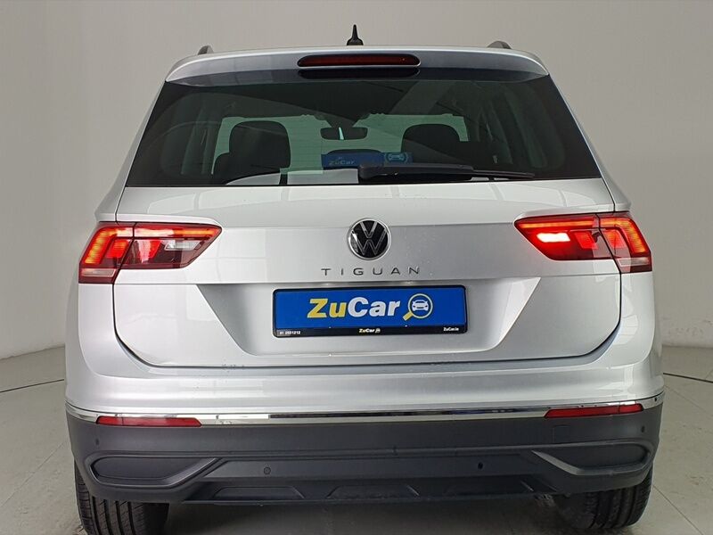 More views of Volkswagen Tiguan
