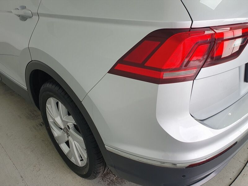 More views of Volkswagen Tiguan