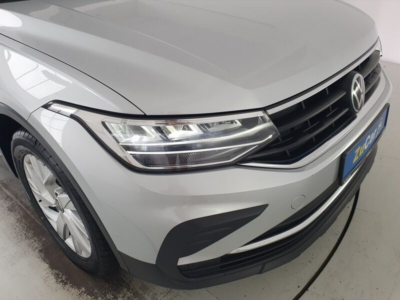 More views of Volkswagen Tiguan