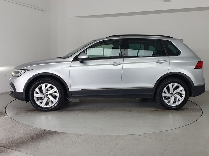 More views of Volkswagen Tiguan