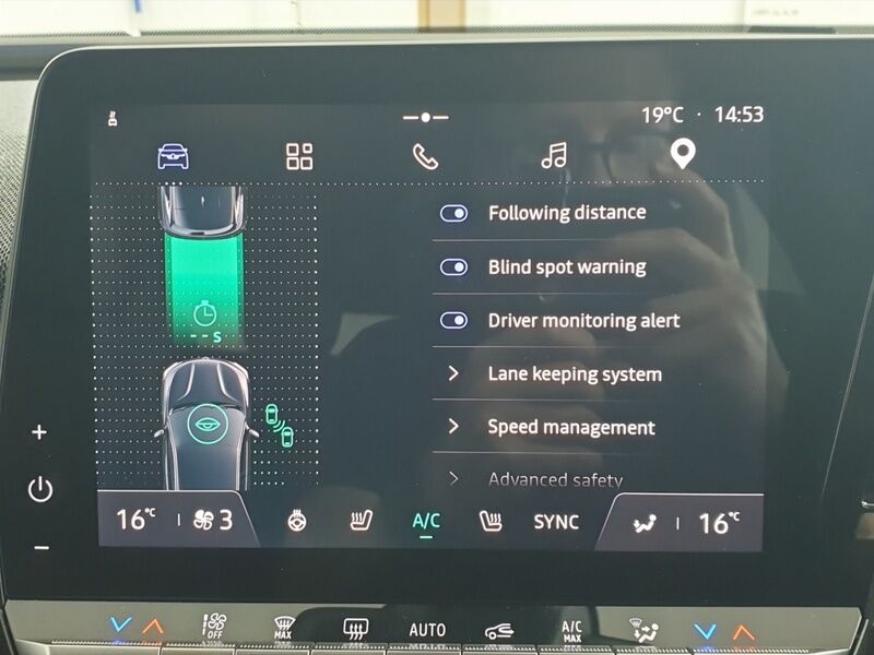 More views of Renault Megane E-Tech