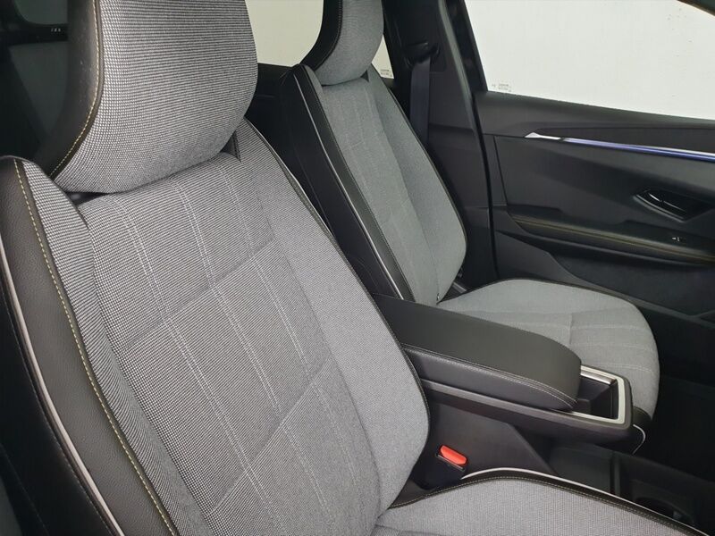 More views of Renault Megane E-Tech