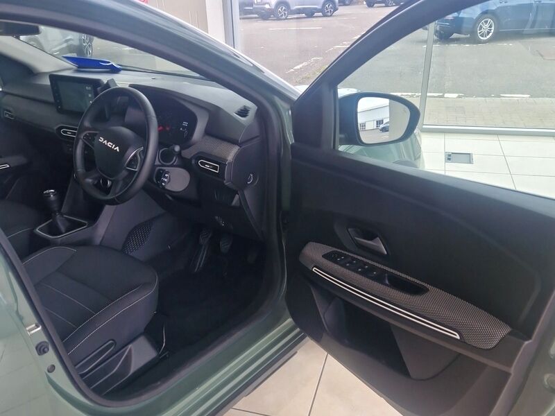 More views of Dacia Jogger